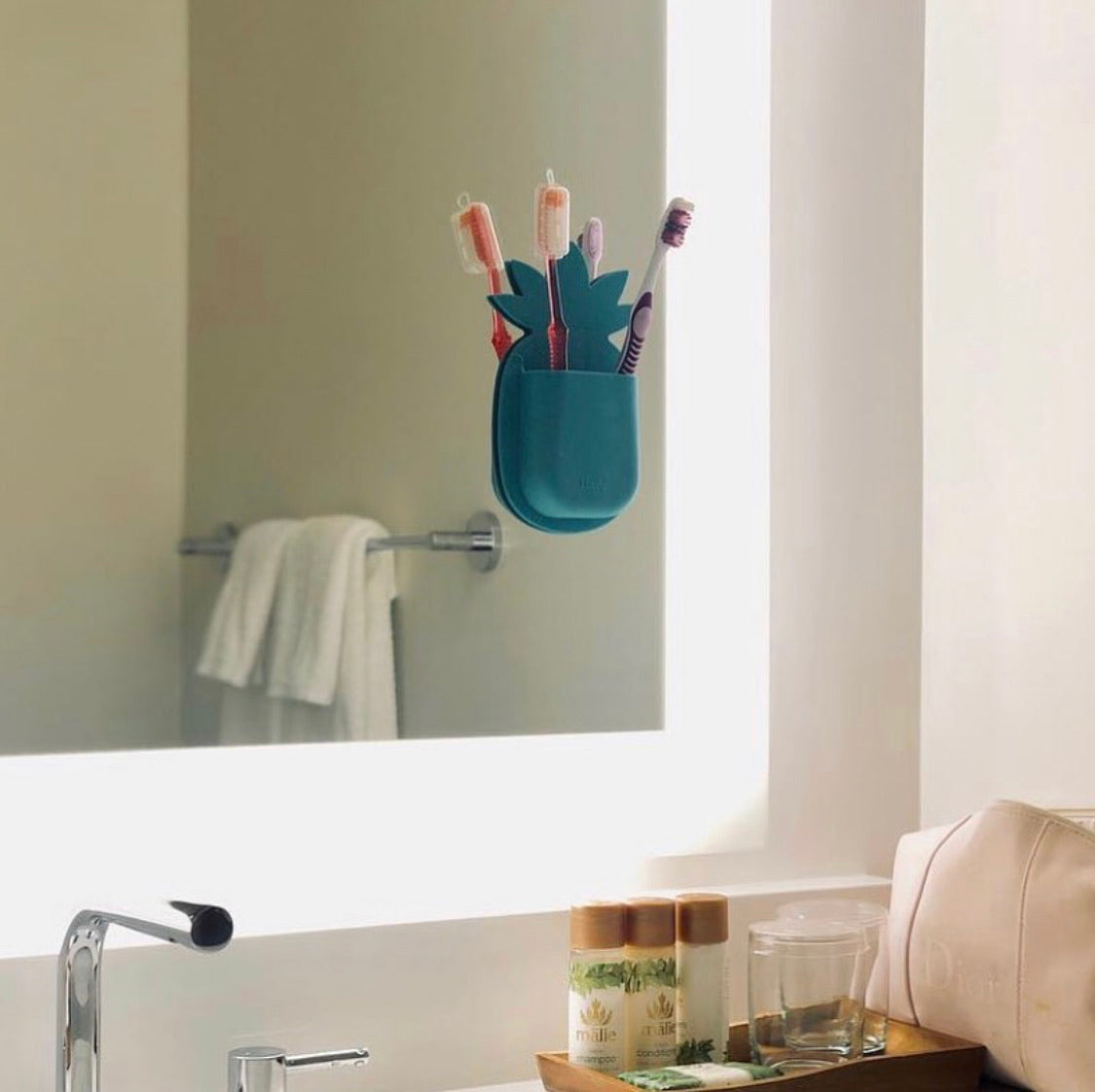 Silipocket para sostener y limpiar tus brochas